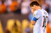 ميسي يقرر الإعتزال الدولي بعد خسارة كوبا أميركا 