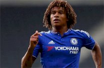 تشلسي يعير اكيه لبورنموث حتى نهاية الموسم