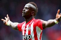 ساديو ماني في طريقه إلى ليفربول