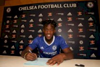 البلجيكي باتشواي أول تعاقدات تشلسي بقيادة كونتي