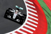 هاميلتون ينطلق من المركز الأول في جائزة النمسا الكبرى