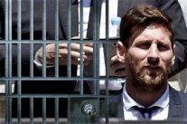 محكمة اسبانية تحكم على ميسي بالسجن بسبب التهرب من الضرائب