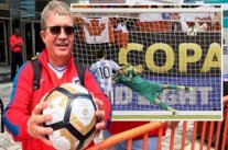 كرة ركلة الترجيح الضائعة من ميسي معروضة للبيع