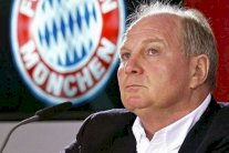 هونيس في طريقه للعودة إلى رئاسة بايرن ميونيخ