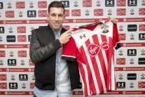 ساوثمبتون يتعاقد مع الدنماركي هويبيرغ