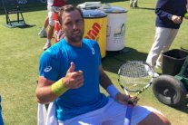 جونسون وكارلوفيتش إلى ربع نهائي دورة نيوبورت