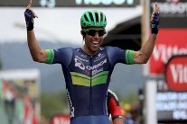 ماثيوز يفوز بالمرحلة العاشرة وفروم يحتفظ بالصدارة