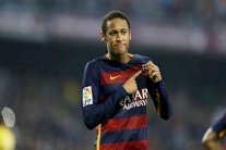 نيمار يحتفل بقرار حفظ قضية الفساد ضده