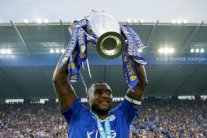 ليستر سيتي يمدد عقد قائده مورغان حتى صيف 2019