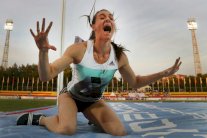 ايسينباييفا تلمح إلى الاعتزال في حال الحظر الشامل لرياضيي روسيا