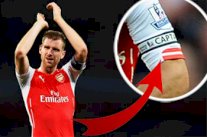 أرسين فينغر يمنح شارة قيادة آرسنال للمدافع الألماني ميرتيساكر