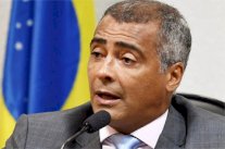 روماريو يسحب ترشيحه لرئاسة بلدية ريو دي جانيرو