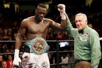 وايلدر يحتفظ بلقبه في بطولة العالم للملاكمة للوزن الثقيل