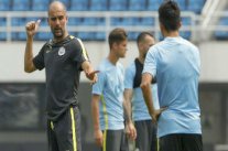 إدارة بايرن تهرع للدفاع عن غوارديولا بعد انتقادات ريبيري!