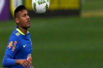 زوّر بطاقة الدخول لفندق السيليساو.. من أجل صورة مع نيمار!