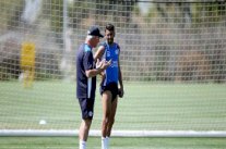 زيادة راتبه الأسبوعي شرط محرز للبقاء مع ثعالب ليستر سيتي