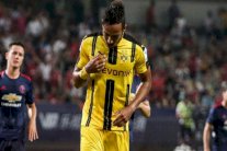 دورتموند يدحض شائعات سعي السيتي لاستمالة أوباميانغ