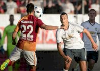 إبراهيموفيتش يسجل أول اهدافه لمانشستر يونايتيد في شباك غالاتا سراي