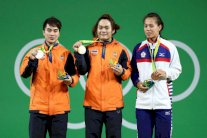 ذهبية وفضية رفع الأثقال وزن 58 كلغ لتايلاند