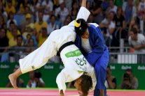 لاعبة الجودو مينيزيس تخذل البرازيليين وتفقد