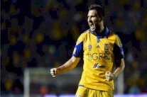 نادٍ مكسيكي ينفي وجود محادثات مع برشلونة لنقل جينياك