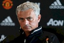 مورينيو يهاجم فينغر وكلوب بسبب صفقة بوغبا