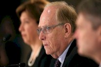 ماكلارين ينتقد اللجنة الأولمبية والاتحادات الدولية لاساءة تفسير تقريره