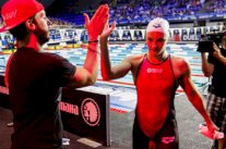 السباحة المجرية هوسو تحطم الرقم القياسي العالمي في 400 م متنوعة