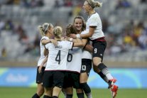 سيدات ألمانيا إلى المباراة النهائية للمرة الأولى