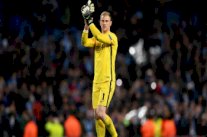 أسلوب غوارديولا قد يدفع جو هارت للرحيل عن مان سيتي