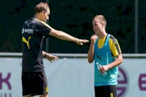 القلق يراود مخيلة توخيل قبل أيام على موقعة السوبر الألمانية