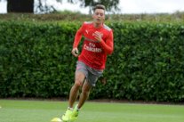 أوزيل سئم من وضع أرسنال وينتظر إشارة من ريال مدريد