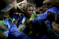 تهديد بالاغتصاب وإهانات عنصرية لرياضيات برازيليات