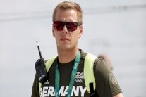 حادث سير بالغ الخطورة لمدرب ألمانيا في الكانوي