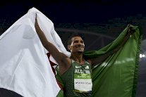 فضية سباق 800 م للجزائري مخلوفي