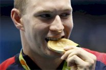 السباح الأميركي مورفي يحرز ذهبية 100 م ظهرا