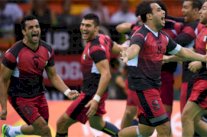 فرنسا تعيد قطر الى ارض الواقع وخسارة ثانية لتونس وفوز أول لمصر