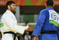 لجنة الاخلاق تلوم المصري الشهاوبي لعدم مصافحته منافسه الاسرائيلي