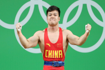 اثقال: ذهبية وزن 69 كلغ للصيني شي