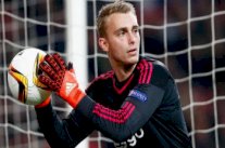 برشلونة يعثر على بديل برافو في أياكس مقابل 13 مليون يورو