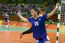 سيدات روسيا يتوجن بذهبية 