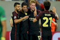 قطبا مانشستر وتشلسي وليفربول لمواصلة البداية القوية