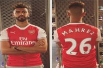 مشجع يضع نفسه في موقف محرج بعدما زعم انتقال محرز لأرسنال