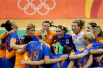 سيدات هولندا وفرنسا الى نصف نهائي كرة اليد