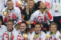 ذهبية السيدات لبريطانيا في الهوكي على العشب