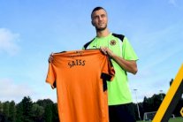 الدولي المغربي سايس من انجيه إلى وولفرهامبتون