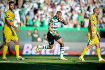 سبورتينغ لشبونة يهزم بورتو وينفراد بالصدارة