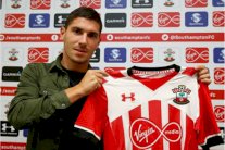 ساوثمبتون يفتقد مدافعه الفرنسي بييه حتى مطلع 2017