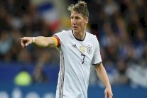 3 من لاعبي المنتخب الأولمبي في مباراة وداعية لشفاينشتايغر