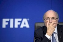 فيفا: بلاتر يخوض معركته الأخيرة إزاء توقيفه